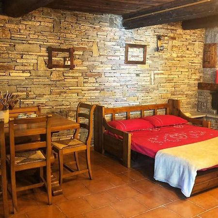 Monolocale Rustico Di Montagna Apartment Antey-Saint-Andre Ngoại thất bức ảnh